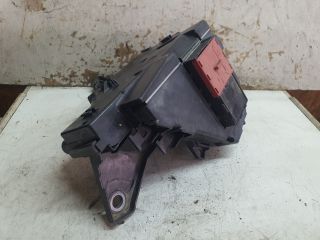 bontott MERCEDES-BENZ C-CLASS Biztosítéktábla Motortér