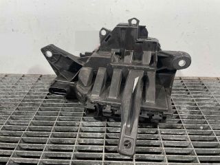 bontott MERCEDES-BENZ C-CLASS Biztosítéktábla Motortér