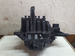 bontott MERCEDES-BENZ C-CLASS Biztosítéktábla Motortér