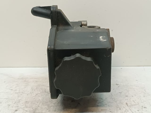 bontott MERCEDES-BENZ C-CLASS Kormányszervó Motor (Hidraulikus)