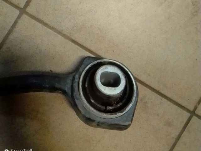 bontott MERCEDES-BENZ C-CLASS Bal első Lengőkar