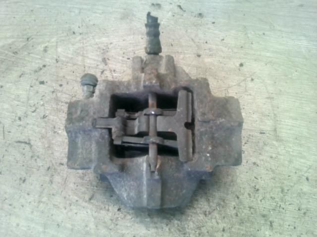 bontott MERCEDES-BENZ C-CLASS Bal hátsó Féknyereg Munkahengerrel