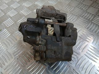 bontott MERCEDES-BENZ C-CLASS Bal hátsó Féknyereg Munkahengerrel