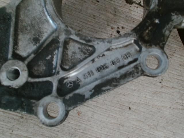 bontott MERCEDES-BENZ C-CLASS Első Vezérlés Burkolat