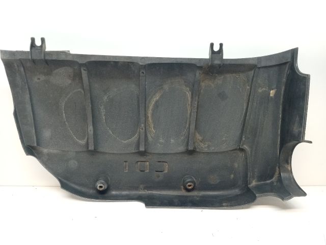 bontott MERCEDES-BENZ C-CLASS Felső Motorburkolat