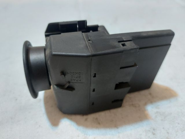 bontott MERCEDES-BENZ C-CLASS Gyújtáskapcsoló Házzal