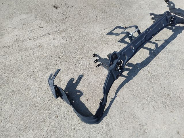 bontott MERCEDES-BENZ C-CLASS Homlokfal (Üres lemez)