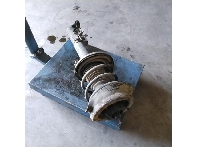 bontott MERCEDES-BENZ C-CLASS Jobb első Lengéscsillapító