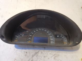 bontott MERCEDES-BENZ C-CLASS Kilométeróra