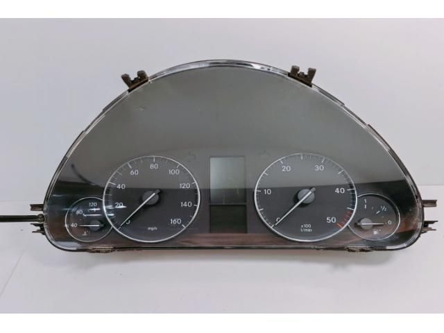 bontott MERCEDES-BENZ C-CLASS Kilométeróra