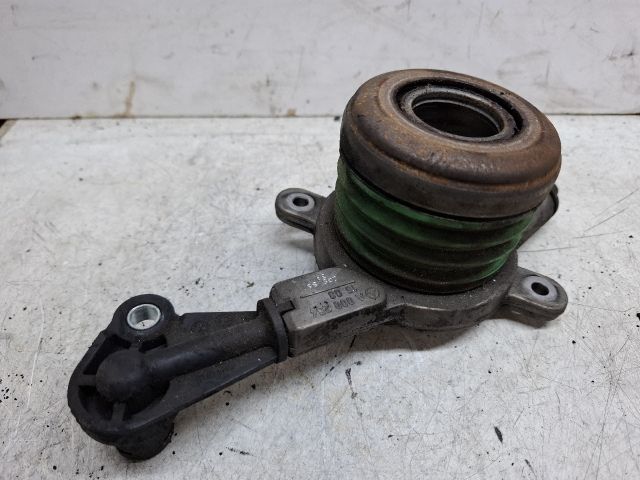 bontott MERCEDES-BENZ C-CLASS Kinyomó Csapágy