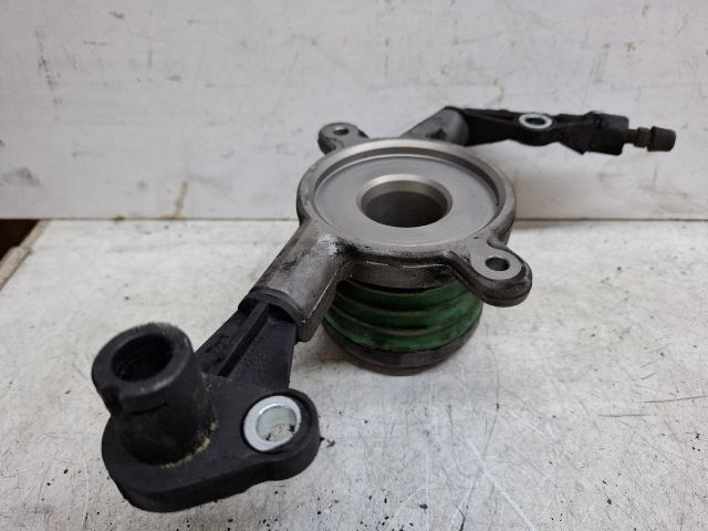 bontott MERCEDES-BENZ C-CLASS Kinyomó Csapágy