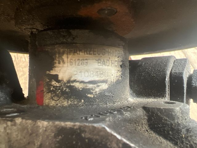 bontott MERCEDES-BENZ C-CLASS Kormányszervó Motor (Hidraulikus)