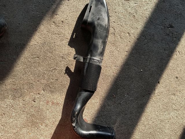 bontott MERCEDES-BENZ C-CLASS Légbeömlő Cső