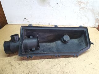 bontott MERCEDES-BENZ C-CLASS Légszűrő Ház Fedél