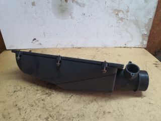 bontott MERCEDES-BENZ C-CLASS Légszűrő Ház Fedél