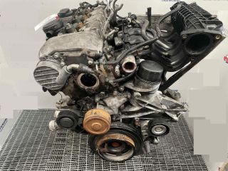 bontott MERCEDES-BENZ C-CLASS Motor (Fűzött blokk hengerfejjel)