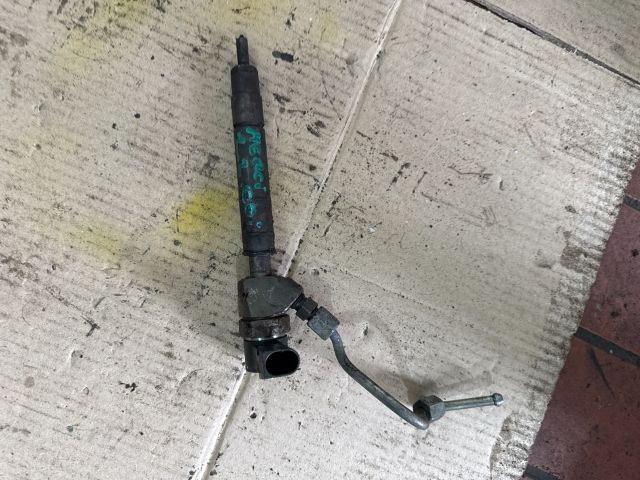 bontott MERCEDES-BENZ C-CLASS Porlasztó (1 db)