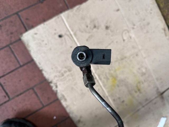 bontott MERCEDES-BENZ C-CLASS Porlasztó (1 db)