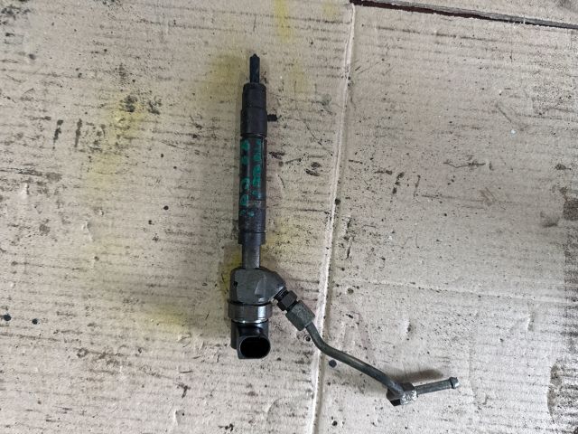 bontott MERCEDES-BENZ C-CLASS Porlasztó (1 db)