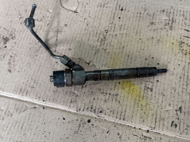 bontott MERCEDES-BENZ C-CLASS Porlasztó (1 db)