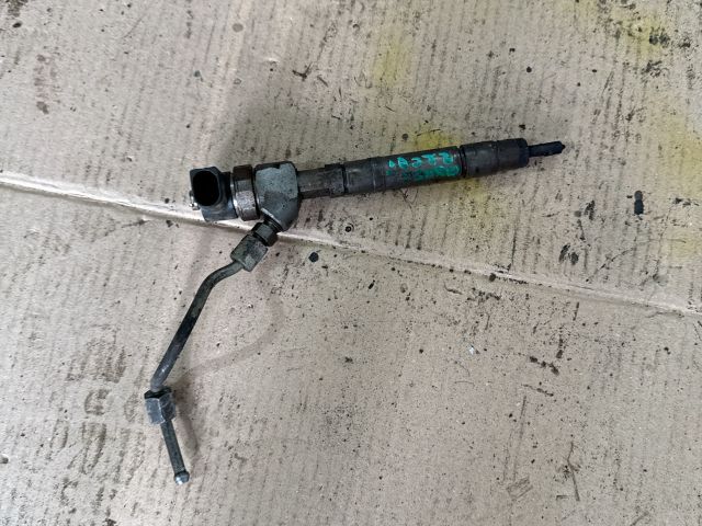 bontott MERCEDES-BENZ C-CLASS Porlasztó (1 db)