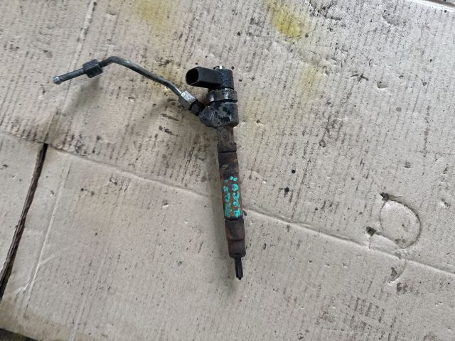 bontott MERCEDES-BENZ C-CLASS Porlasztó (1 db)