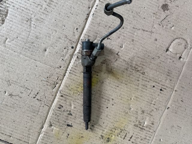 bontott MERCEDES-BENZ C-CLASS Porlasztó (1 db)