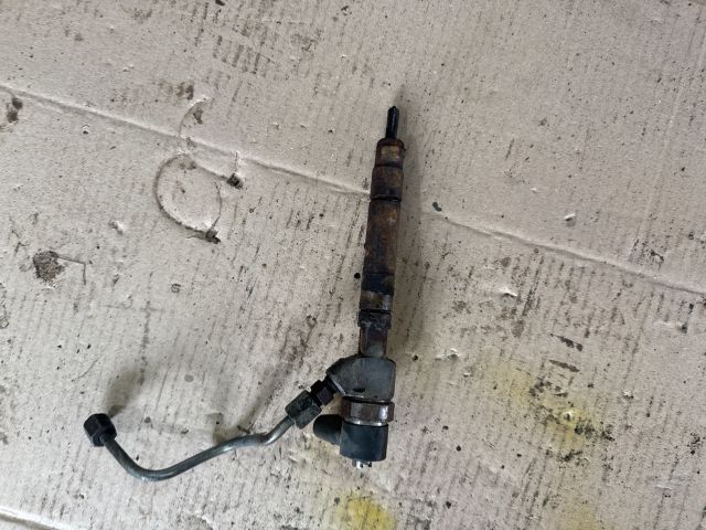 bontott MERCEDES-BENZ C-CLASS Porlasztó (1 db)