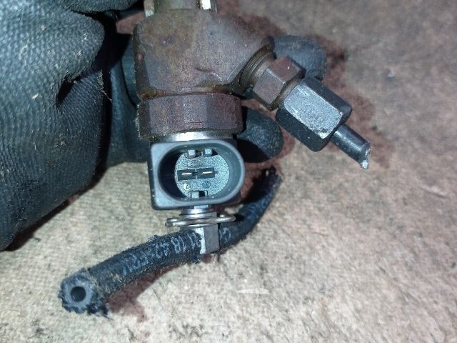 bontott MERCEDES-BENZ C-CLASS Porlasztó (1 db)