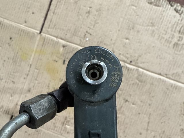 bontott MERCEDES-BENZ C-CLASS Porlasztó (1 db)