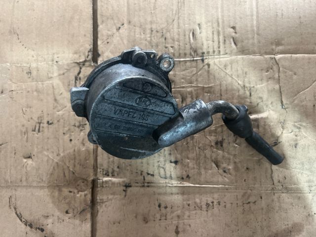 bontott MERCEDES-BENZ C-CLASS Vákumpumpa