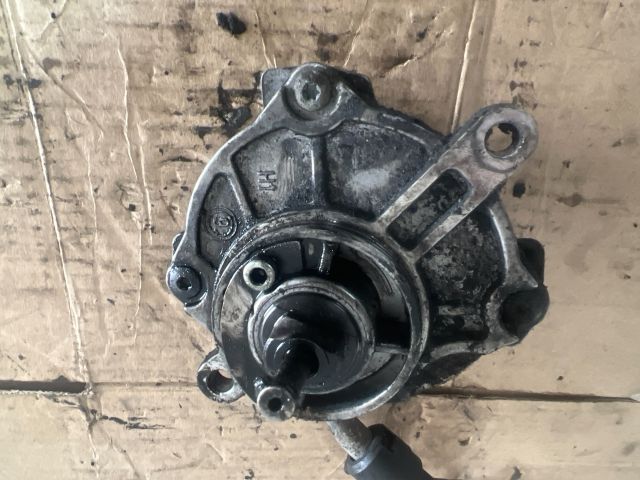 bontott MERCEDES-BENZ C-CLASS Vákumpumpa