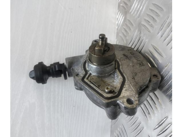 bontott MERCEDES-BENZ C-CLASS Vákumpumpa