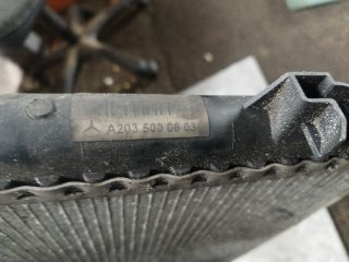 bontott MERCEDES-BENZ C-CLASS Vízhűtő Radiátor (Klímás)