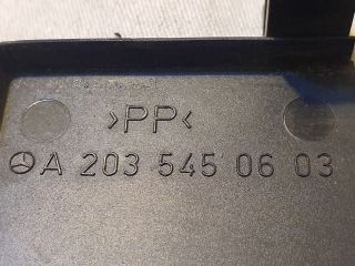 bontott MERCEDES-BENZ C-CLASS Biztosítéktábla Motortér