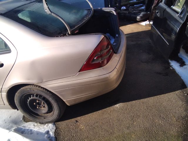 bontott MERCEDES-BENZ C-CLASS Hátsó Differenciálmű