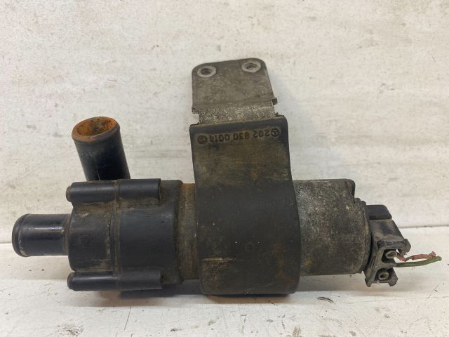 bontott MERCEDES-BENZ C-CLASS Vízpumpa