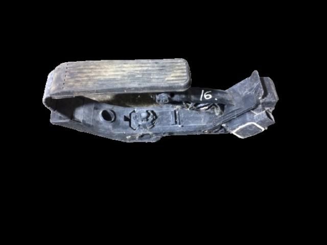 bontott MERCEDES-BENZ C-CLASS Gázpedál (Elektromos)