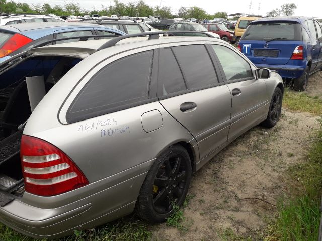 bontott MERCEDES-BENZ C-CLASS Kiegyenlítő Tartály