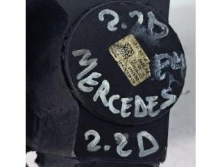 bontott MERCEDES-BENZ C-CLASS Adagoló