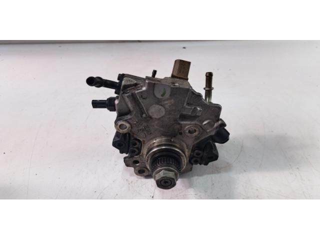 bontott MERCEDES-BENZ C-CLASS Adagoló