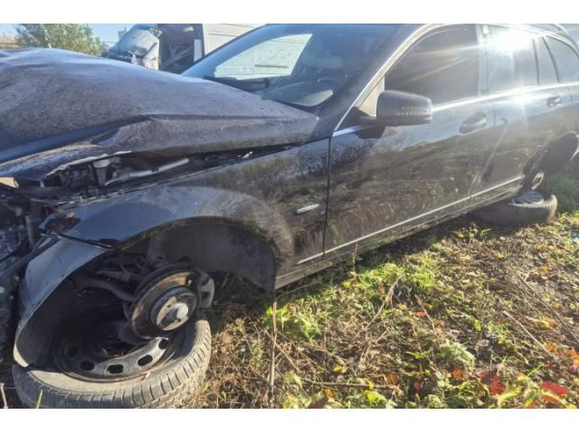 bontott MERCEDES-BENZ C-CLASS Jobb első Csonkállvány