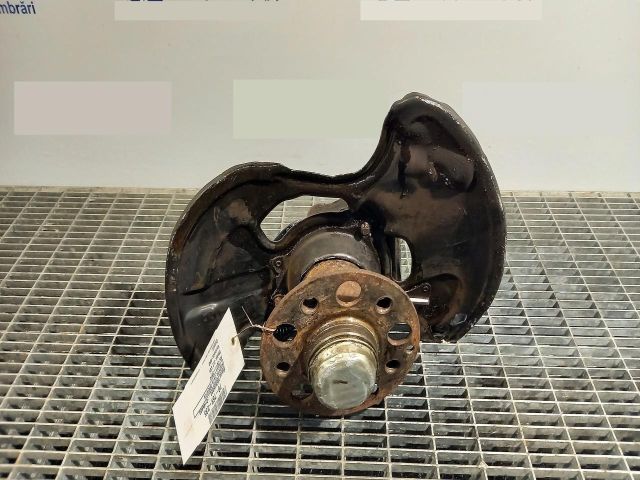 bontott MERCEDES-BENZ C-CLASS Jobb első Csonkállvány