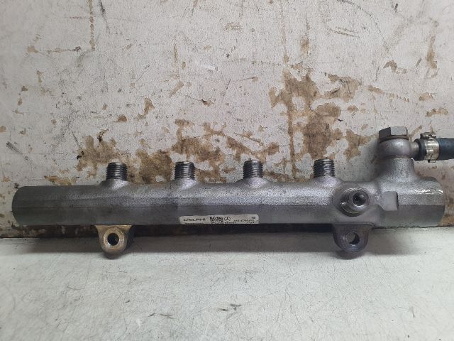 bontott MERCEDES-BENZ C-CLASS Közösnyomócső