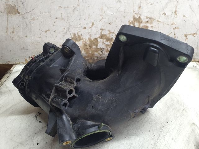 bontott MERCEDES-BENZ C-CLASS Légbeömlő Cső