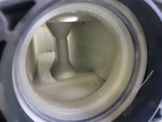 bontott MERCEDES-BENZ C-CLASS Légszűrő Ház