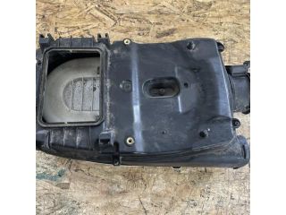 bontott MERCEDES-BENZ C-CLASS Légszűrő Ház