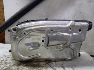 bontott MERCEDES-BENZ C-CLASS Légszűrő Ház