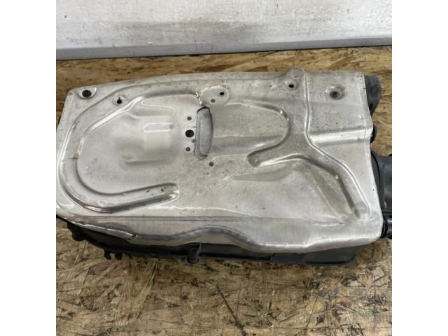 bontott MERCEDES-BENZ C-CLASS Légszűrő Ház